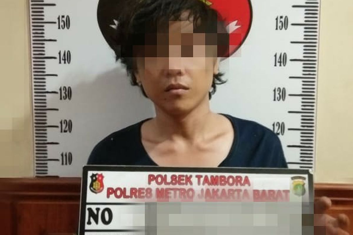 Salah satu pelaku begal HP yang ditangkap oleh Satreskrim Polsek Tambora, Jakarta Barat