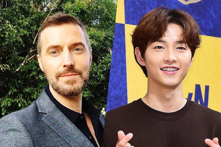 Aktor Richard Armitage dan Song Joong Ki yang sama-sama membintangi film Korea, Space Sweepers.