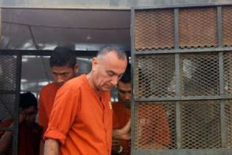 George Mousallie (52), terpidana kasus paedofilia asal Australia. Pengadilan Kamboja akhirnya menjatuhkan hukuman lima tahun untuk pria itu ditambah deportasi setelah dia menjalani hukumannya.