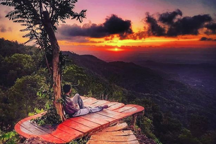 Bukit Lintang Sewu Yogyakarta