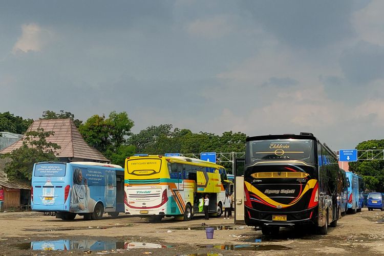 Terminal bus Bubulak Bogor