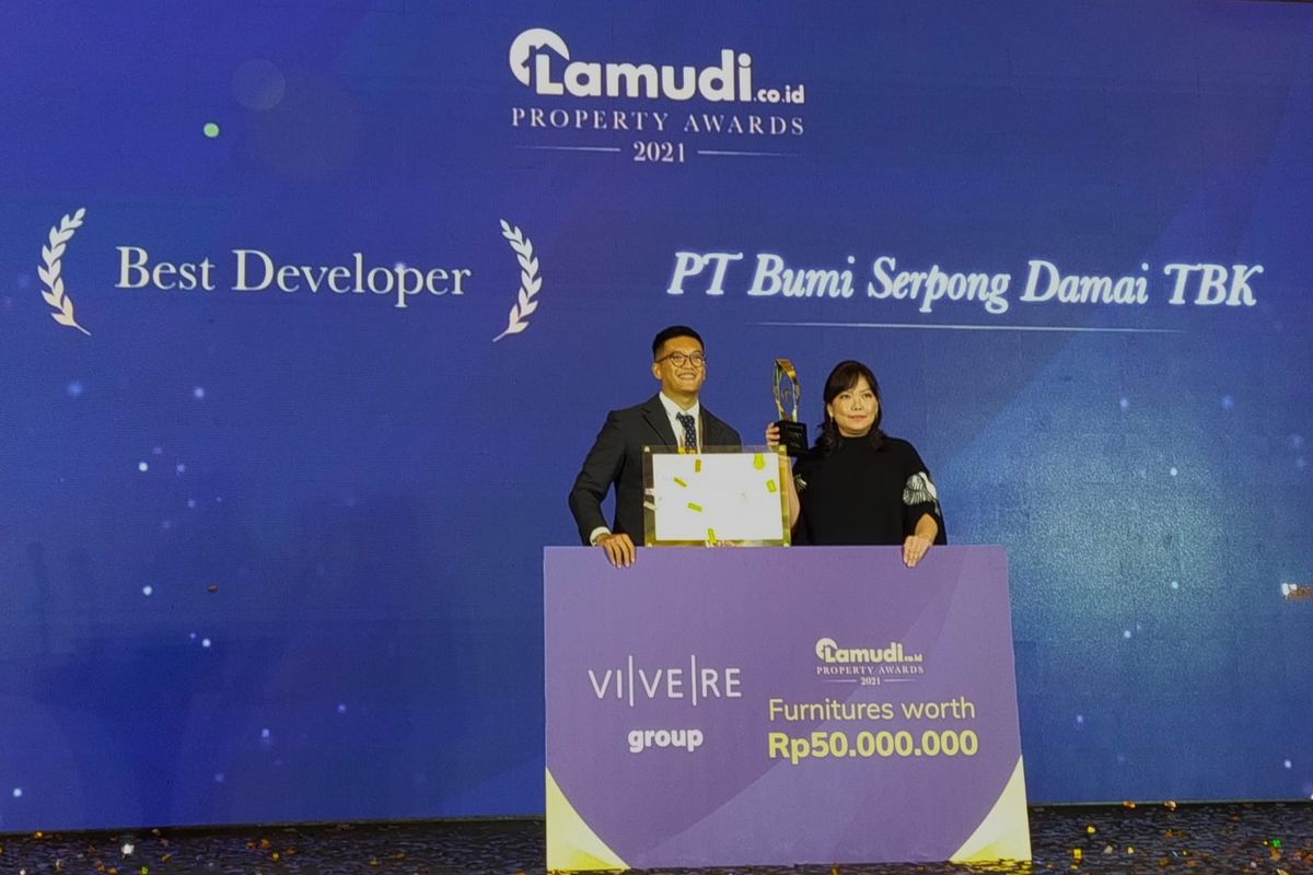 PT Bumi Serpong Damai Tbk atau BSDE terpilih sebagai pengembang Indonesia terbaik dalam ajang Lamudi.co.id Property Awards 2021. Penganugerahan ini digelar saat Awarding Nigngt & Gala Dinner di Four Seasons Hotel, Jakarta, Jumat (24/6/2022) malam.