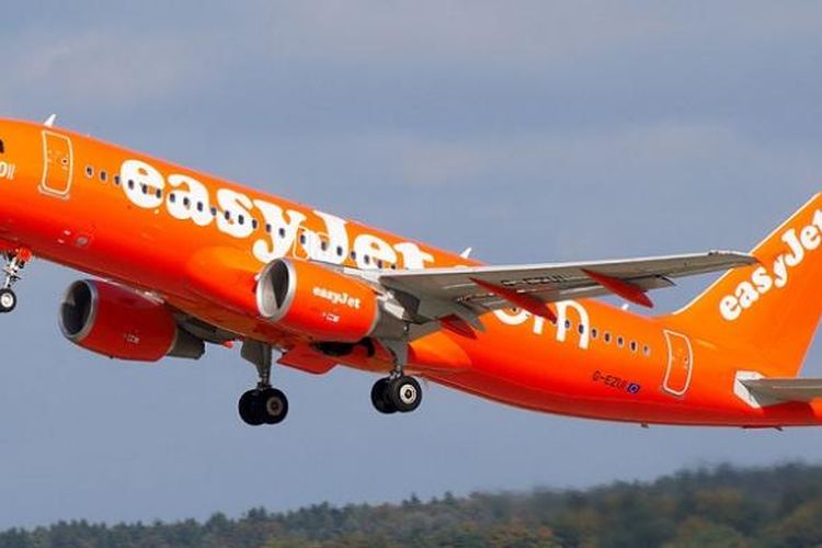 Sebuah pesawat easyJet