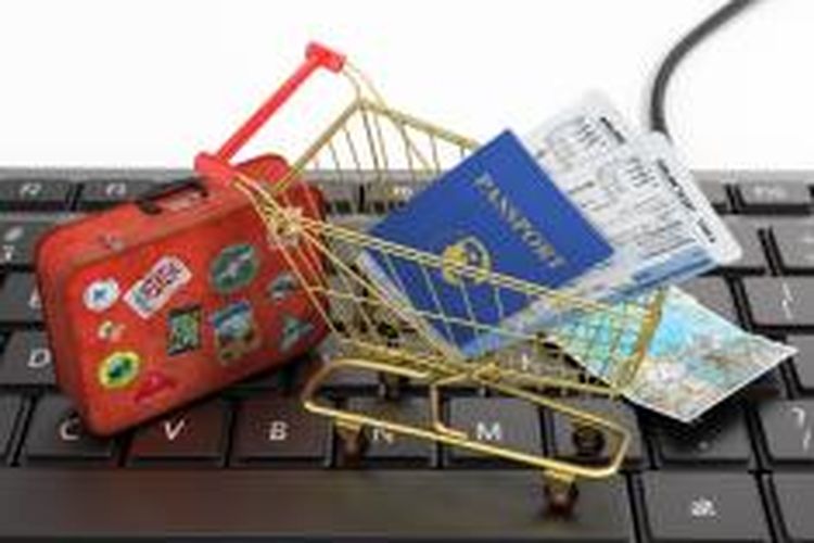 Pemesanan paket wisata dan tiket pesawat secara online. 