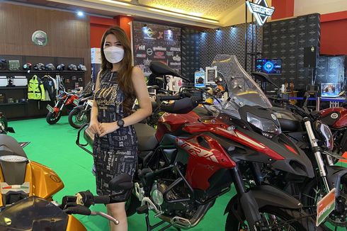 Cerita SPG di Pameran IIMS Hybrid 2021, Wajib Terapkan Protokol Kesehatan