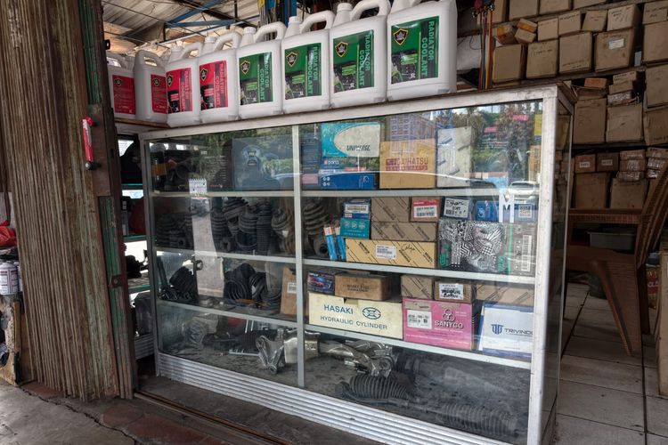 Pasar Mobil Kemayoran dan Ancaman Sparepart Palsu Online