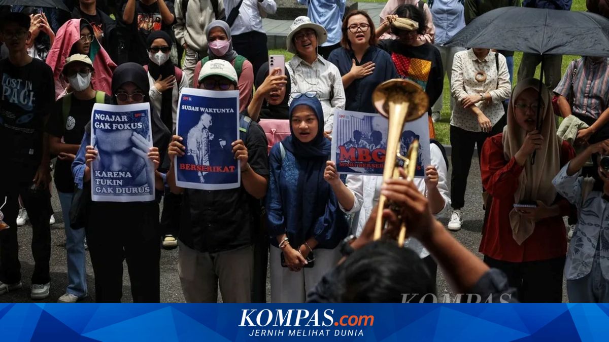 Kontroversi Gaji Dosen: Keluarlah dari Rumus Satu Kali UMR