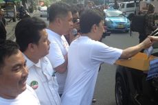 Galang Dana untuk Jokowi, Relawan Turun ke Jalan