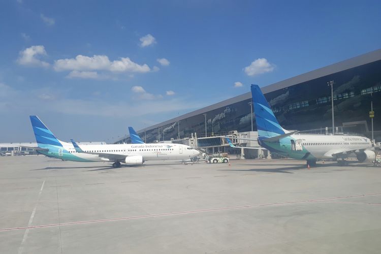 Pesawat terparkir di Terminal 3 Bandara Internasional Soekarno-Hatta, Tangerang, Banten, Kamis (15/3/2018).