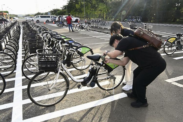 Jalur Kereta Kena Longsor, Jepang Hadirkan Layanan Sepeda Gratis