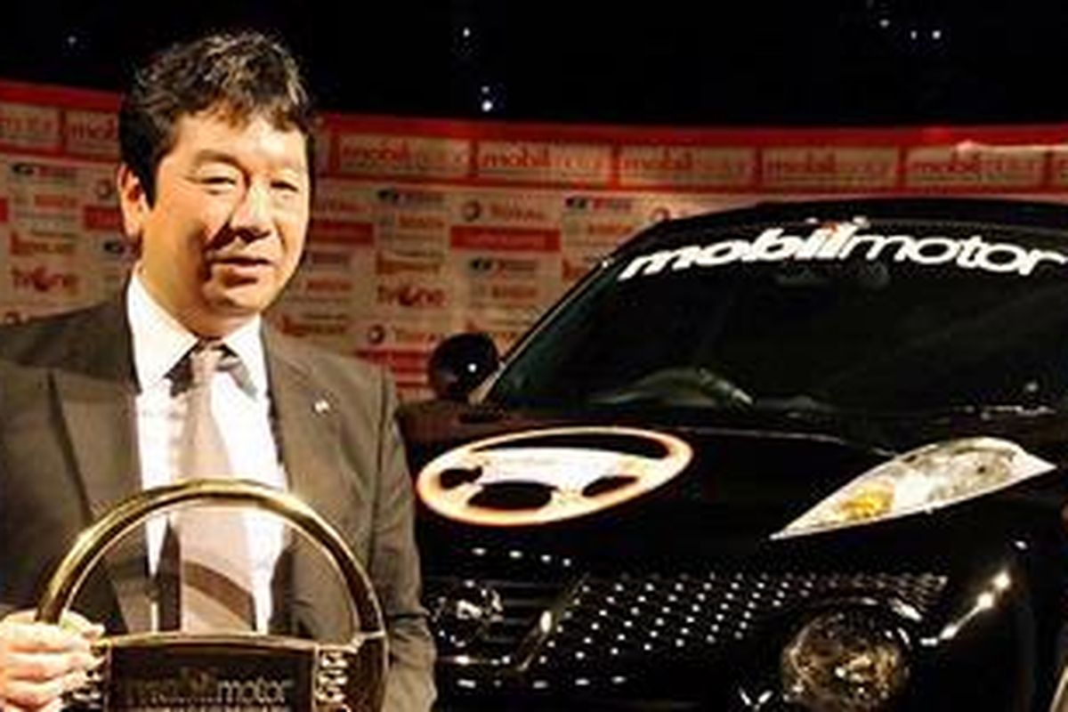 Presdir NMI Kimura menerima penghargaan ICOTY 2011