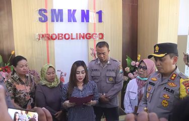Istri Polisi yang Juga Seleb TikTok Menangis Minta Maaf Usai ...