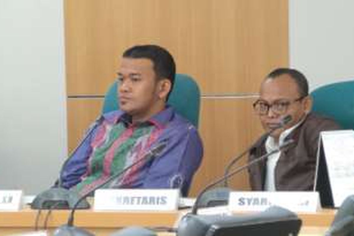 Ketua Komisi A DPRD DKI Jakarta Riano P. Ahmad dan Sekretaris Komisi A DPRD DKI Jakarta Syarif, di Gedung DPRD DKI Jakarta, Selasa (21/6/2016).