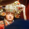 Sambut Imlek, Kelenteng Tjoe Tik Kiong Jalani Ritual Ganti Baju Dewa