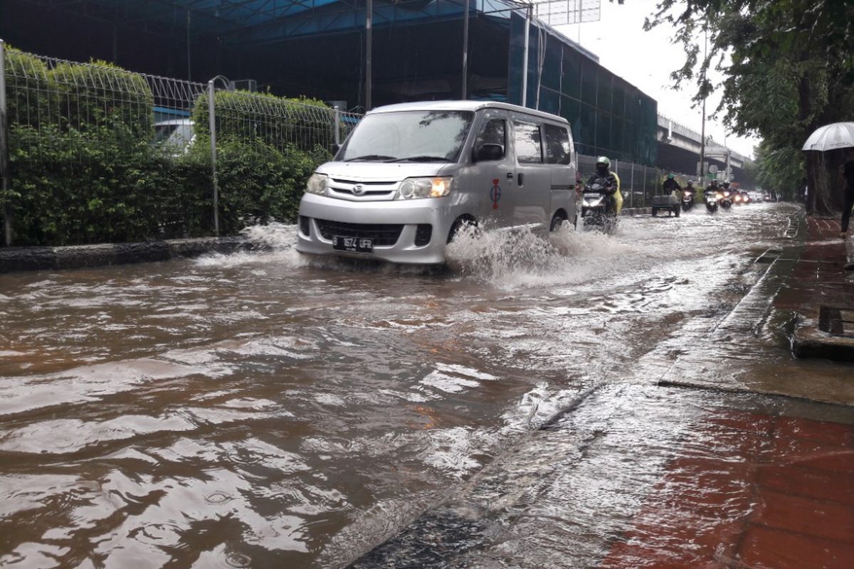 Hujan Deras, 53 RW Di Jakarta Terendam Banjir