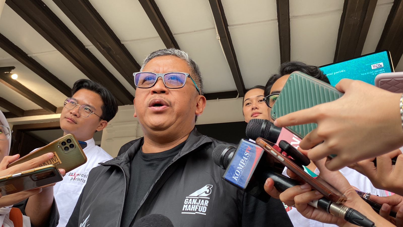 Mobil Ketua Relawan Prabowo-Gibran Dirusak OTK, Hasto: Seharusnya Enggak Boleh Terjadi