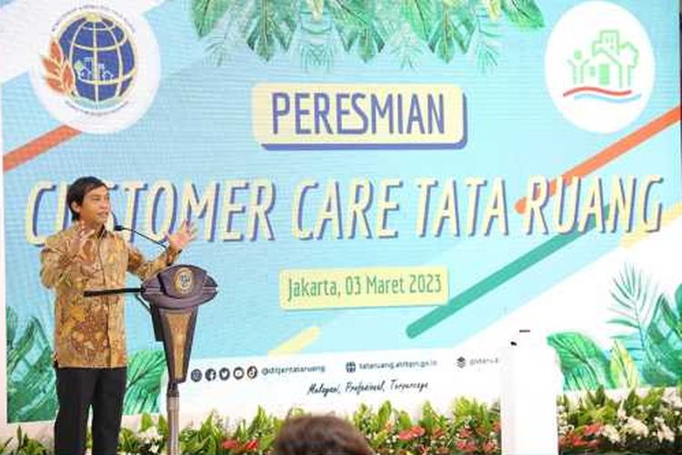 Wamen ATR/Waka BPN Raja Juli Antoni saat resmi meluncurkan layanan Customer Care Tata Ruang (CETAR) pada Jumat (03/03/2023).