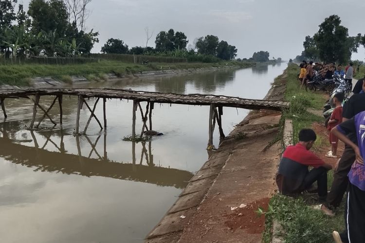 Diduga Pikun dan Terpeleset, Lansia di Indramayu Ditemukan Tewas Mengambang di Sungai