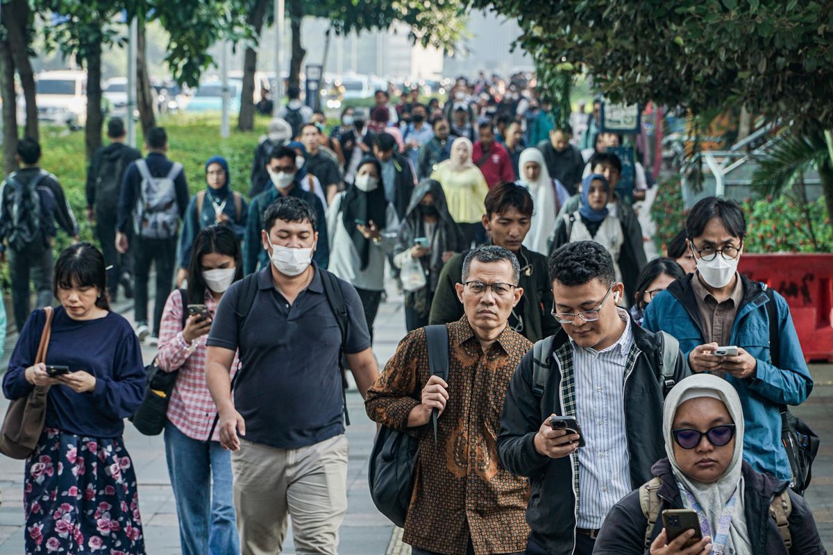 Muncul Tekanan Daya Beli, Lipstick Effect Jadi Alarm Potensi Krisis Ekonomi?