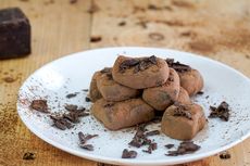 Resep Choco Truffle, Dessert Tampilan Mewah Cuma 2 Bahan