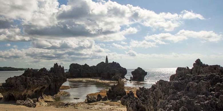 Pantai Tiang Bendera di Pulau Rote, Nusa Tenggara Timur.