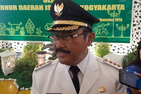 Sri Sultan Hamengkubuwono X Melantik Sutedjo sebagai Bupati Kulonprogo