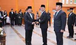 Lantik 49 Pejabat di Lingkungan Kemendagri, Mendagri Tito Ingatkan Loyalitas dan Prestasi