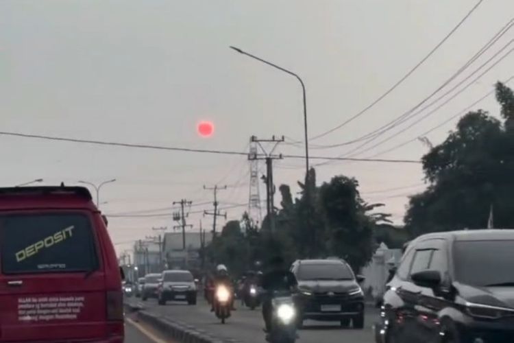 Viral Matahari Merah Pekat di Medan, BMKG Jelaskan Penyebabnya