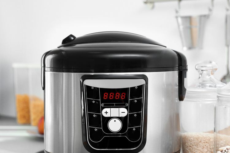 6 Penyebab Rice Cooker Tidak Panas