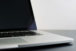 15 Cara Memperkuat Sinyal WiFi di Laptop dengan Mudah biar Internetan Lancar