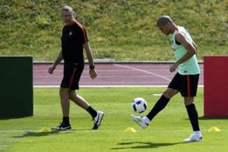 Bek tim nasional Portugal, Pepe. 