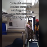Viral, Video Kereta Berhenti Disebut karena Sekelompok Orang Bawa Celurit, Ini Kata KAI