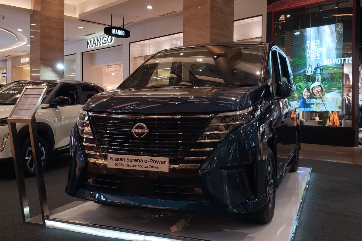 Serena e-Power dipamerkan di Pakuwon Mall Jogja