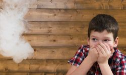 Ibu dan Anak Terpaksa Jadi Perokok Pasif, Berbagai Penyakit Mengintai