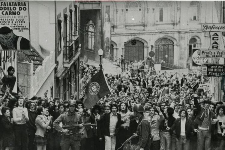 Revolusi Anyelir di Portugal
