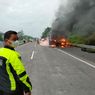 Detik-detik Bus Berpenumpang 30 Orang Terbakar di Tol Ungaran-Solo, Tidak Ada Korban Jiwa