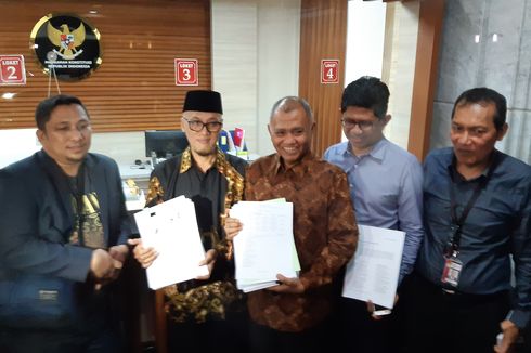 Gugatan UU KPK ke MK, dari Cacat Formil hingga Tagih Komitmen Jokowi