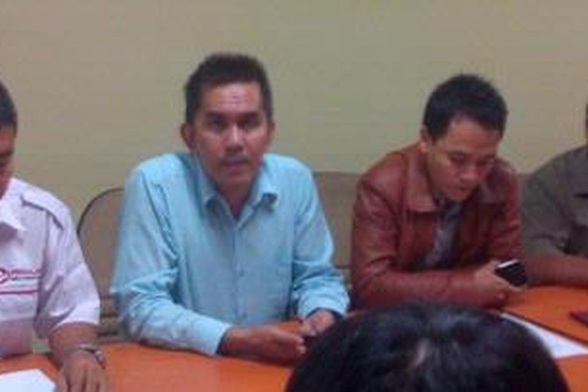 Pihak taksi Primajasa melakukan klarifikasi terkait perampokan dalam taksi, Jumat (9/11/2012).