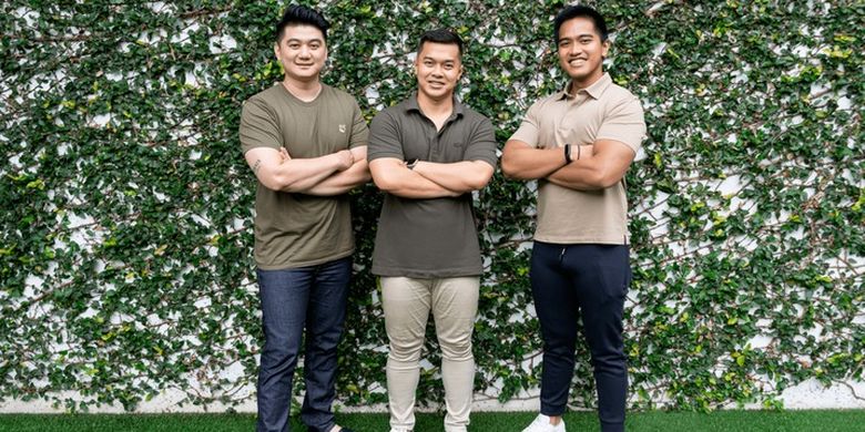 Sejak dibuka pada 2019 oleh Randy Kartadinata, Chef Arnold Poernomo, Kaesang Pangarep dan Gibran Rakabuming, bisnis Mangkokku terus tumbuh.