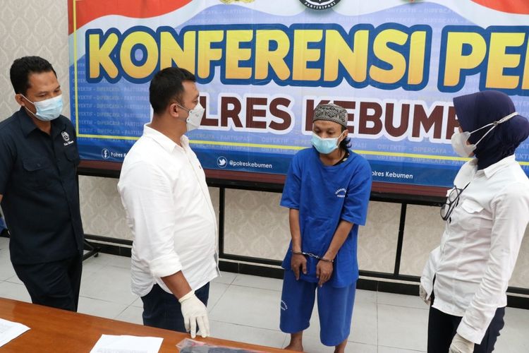 Ungkap kasus pencabulan dukun terhadap anak di bawah umur di Mapolres Kebumen, Jawa Tengah.