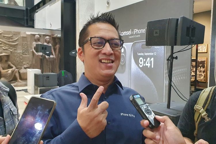 Direktur Sales Telkomsel, Adiwinahyu Basuki Sigit usai peluncuran paket bundling Telkomsel x iPhone 15