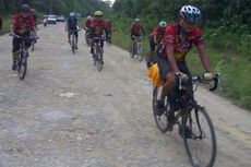 Etape 4 Jelajah Sepeda Papua, Jalan Datar Menuju Perbatasan