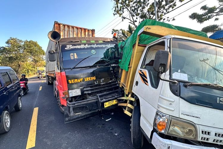 Niat Tolong Korban Kecelakaan, Seorang Pejalan Kaki Tewas Ditabrak Truk di Bangkalan