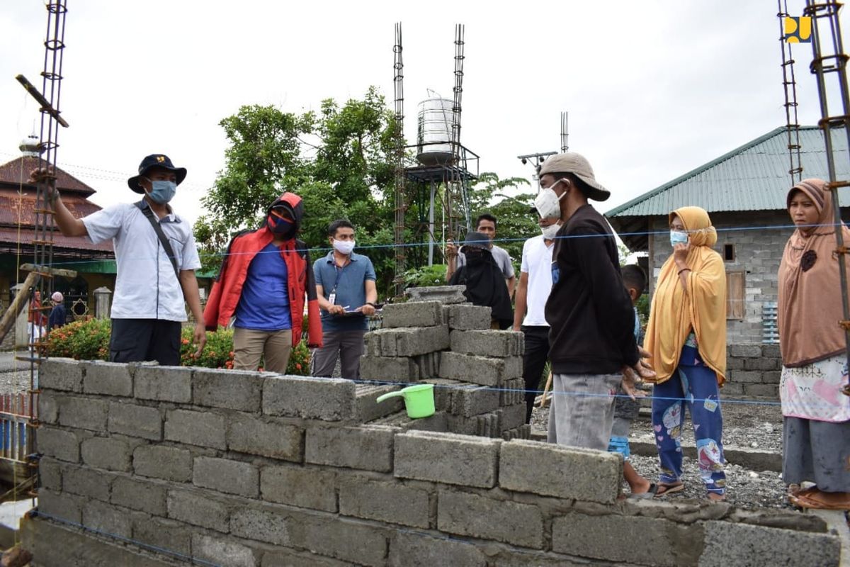 Pelaksanaan Program Bantuan Stimulan Perumahan Swadaya (BSPS).