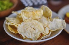 4 Cara Goreng Emping agar Mekar dan Garing, Pendamping Makanan Lebaran