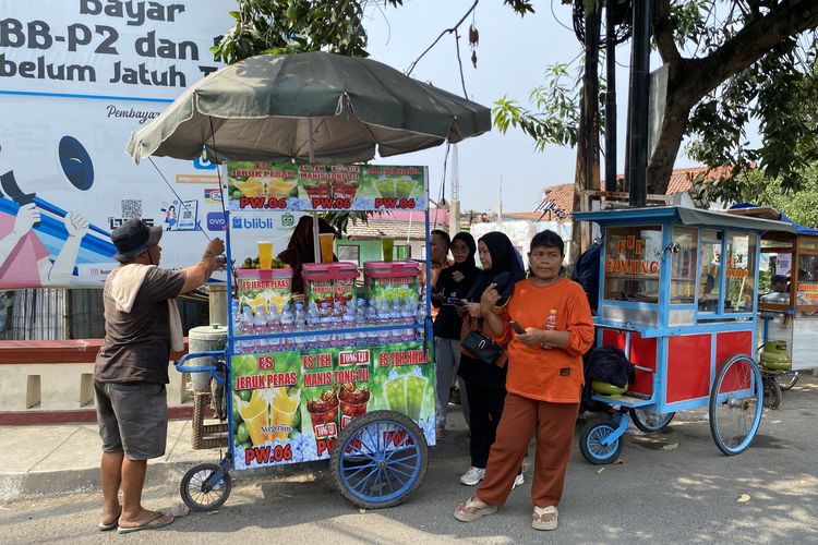 Saat “Rakyat Kecil” Ikut Berburu Rezeki di Acara Puncak Hari Jadi Indramayu Ke-499