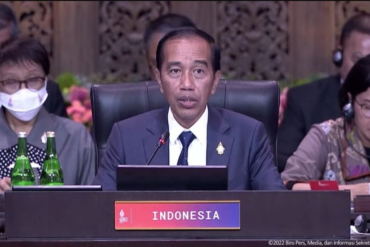 Presiden Joko Widodo (Jokowi) saat membuka Sesi Kedua KTT G20 di Bali, Selasa (15/11/2022).