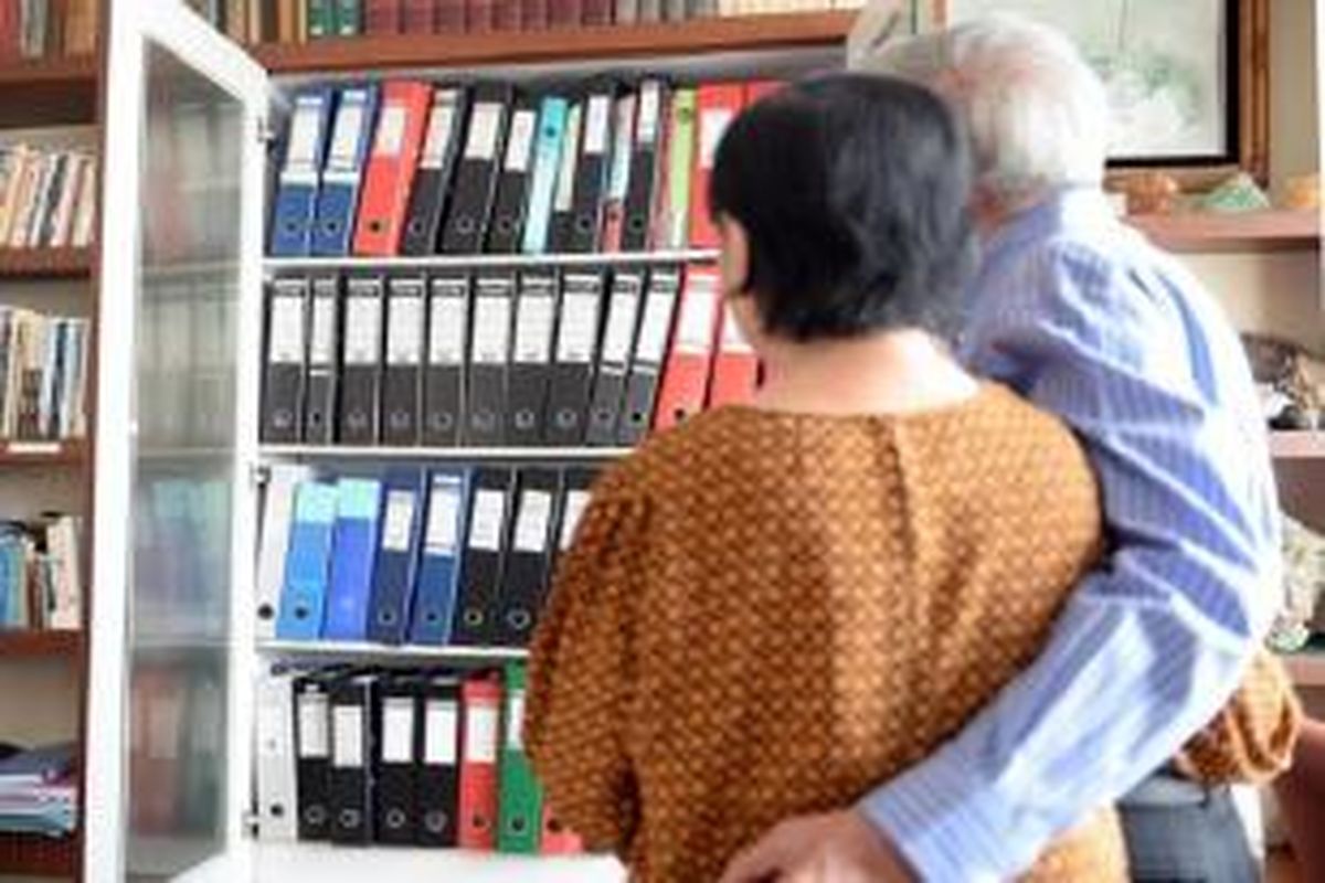 Ong Han Ling dan istri  Enny Ariandini Pramana