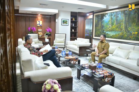 Dukung Infrastruktur Muna Barat, Menteri PU Siap Bangun Irigasi dan Sekolah Rakyat ang