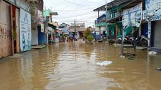 Citarum Meluap, Ribuan Rumah di Dayeuhkolot Bandung Terendam Banjir Hingga 1,6 Meter